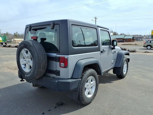 Used 2015 Jeep Wrangler Sport w/ Quick Order Package 23S AWD/4WD image 6