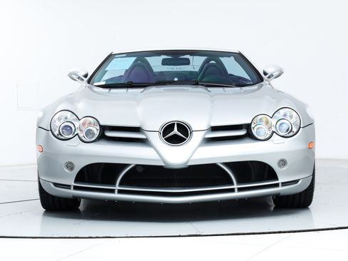 Used 2008 Mercedes-Benz SLR image 10