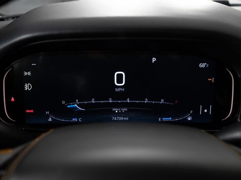 Used 2022 Jeep Grand Wagoneer Series III w/ Rear Seat Video Group 1 image 32