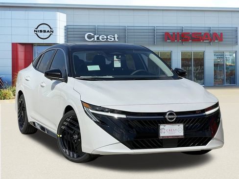 New 2026 Nissan Sentra SR w/ SR Premium Package FWD image 1