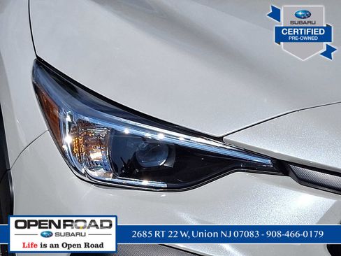 Certified 2025 Subaru Crosstrek 2.0i image 11