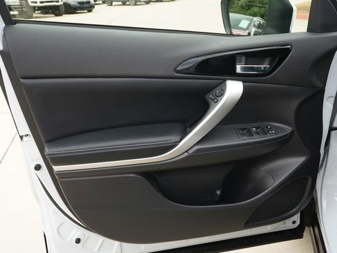 New 2026 Mitsubishi Eclipse Cross SE AWD/4WD image 8