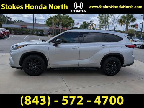 Used 2021 Toyota Highlander Platinum image 7