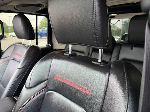 Used 2021 Jeep Wrangler Unlimited Rubicon AWD/4WD image 12