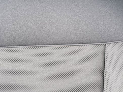 New 2026 Hyundai Kona Limited FWD image 17