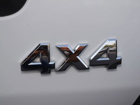 Used 2010 Nissan Xterra S image 11