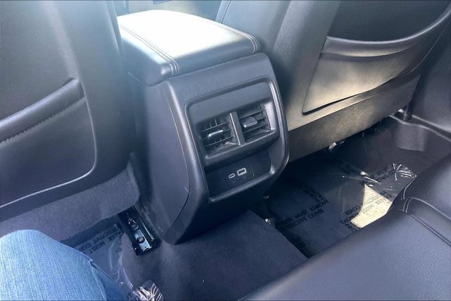 Used 2021 Cadillac XT4 Sport FWD image 32