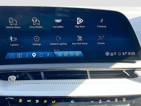 New 2026 Cadillac Optiq Luxury 1 w/ LPO, Floor Liner Package AWD/4WD image 22