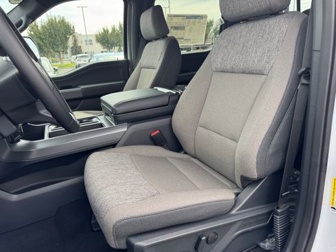 New 2025 Ford F150 XLT w/ Equipment Group 302A MID image 20