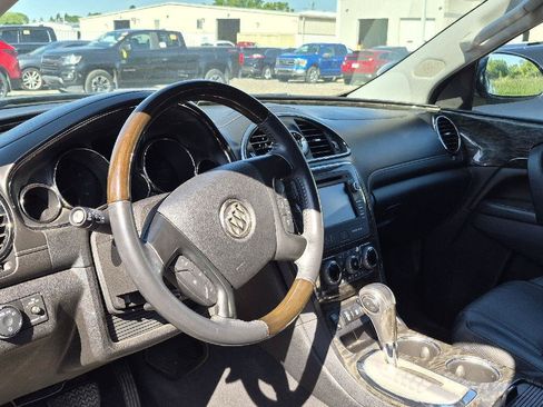 Used 2014 Buick Enclave Leather FWD image 9