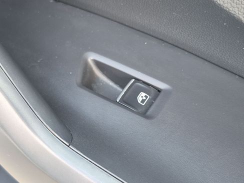 Used 2023 Volkswagen Jetta Sport FWD image 34