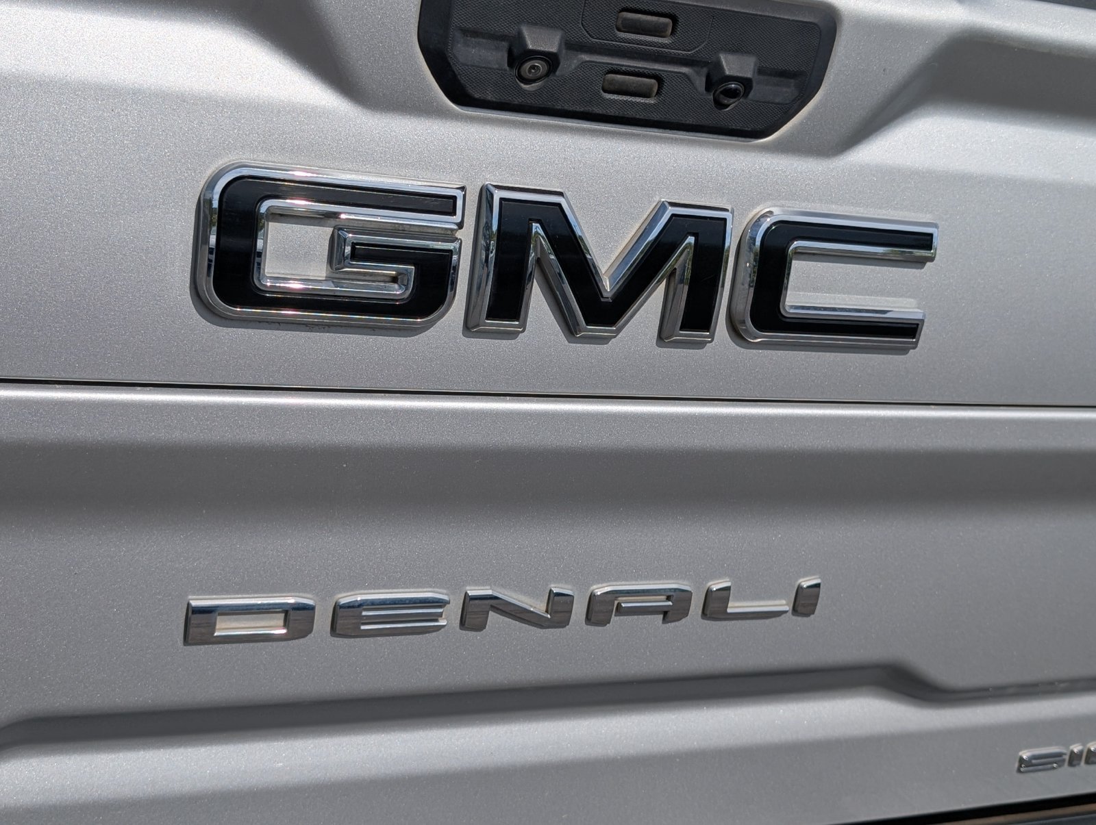 Used 2020 GMC Sierra 2500 Denali w/ Denali Ultimate Package AWD/4WD image 5