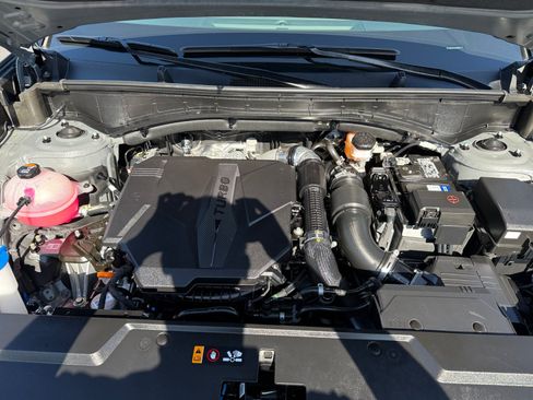 Certified 2025 Hyundai Santa Fe SE FWD image 21