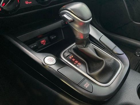 Used 2020 Kia Soul GT-Line w/ Option Group 015 FWD image 24