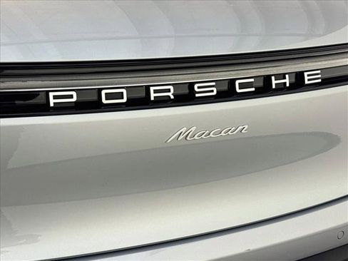Certified 2025 Porsche Macan Turbo AWD/4WD image 26