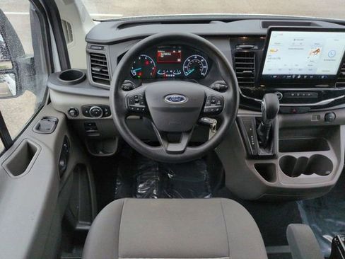 Used 2023 Ford Transit 350 XLT image 16