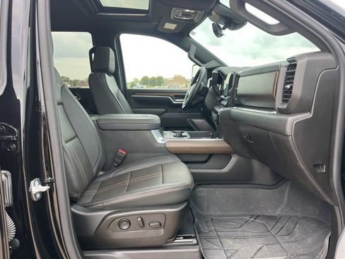 Used 2025 Chevrolet Silverado 2500 High Country w/ Technology Package image 59