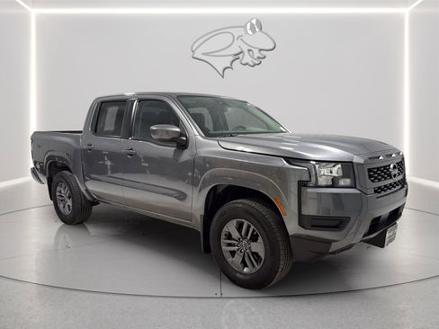 Used 2025 Nissan Frontier SV w/ Tow Package AWD/4WD image 8