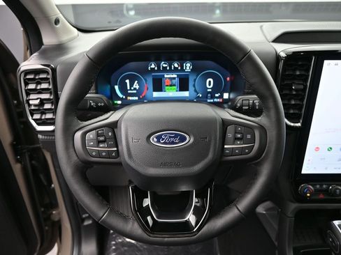 New 2025 Ford Ranger Lariat w/ Convenience Package image 16