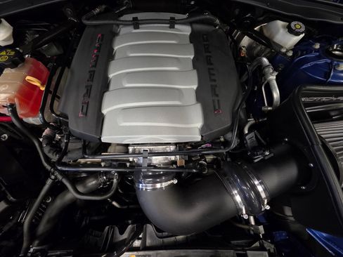Used 2021 Chevrolet Camaro SS RWD image 37