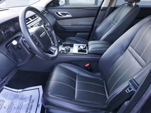 Used 2018 Land Rover Range Rover Velar S image 25