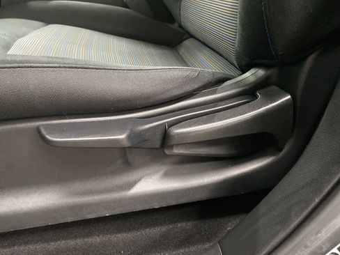 Used 2020 Nissan Leaf SV w/ SV All Weather Package image 16