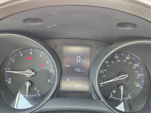 Used 2019 Toyota C-HR Limited FWD image 15