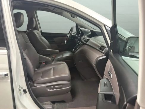Used 2015 Honda Odyssey Touring Elite image 22