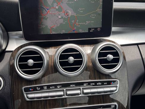 Used 2017 Mercedes-Benz C 300 4MATIC Sedan image 15