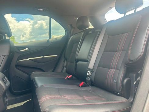 Used 2023 Chevrolet Equinox RS FWD image 16