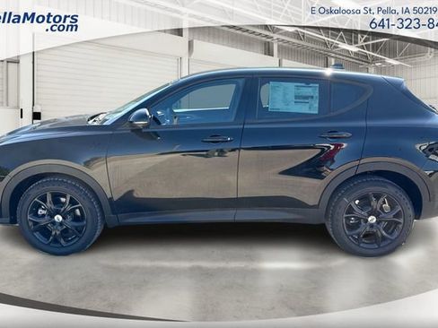 New 2025 Dodge Hornet GT w/ Tech Pack image 6
