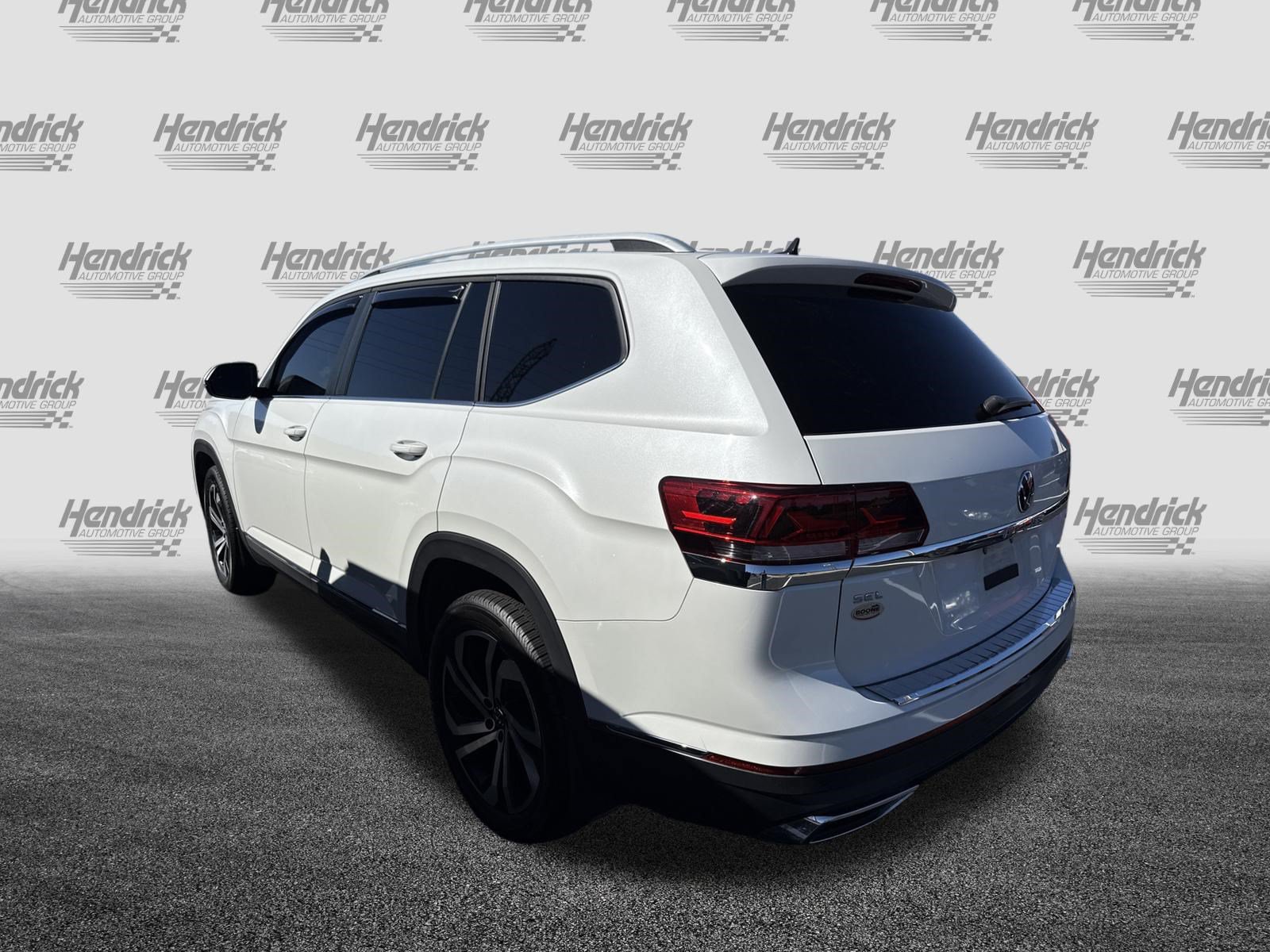 Used 2023 Volkswagen Atlas SEL AWD/4WD image 7