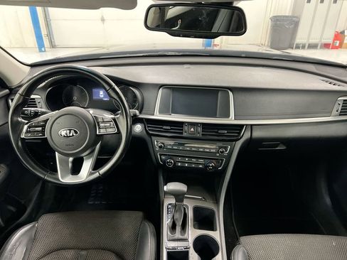 Used 2019 Kia Optima S image 10
