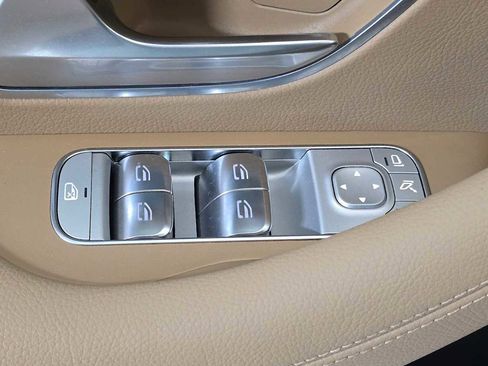 Certified 2025 Mercedes-Benz GLE 450 4MATIC image 24