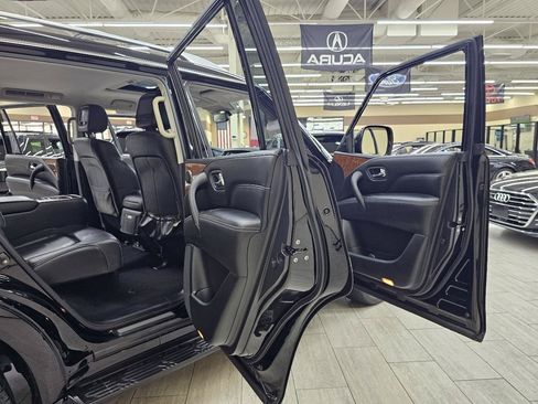 Used 2018 INFINITI QX80 2WD w/ Driver Assistance Package image 16