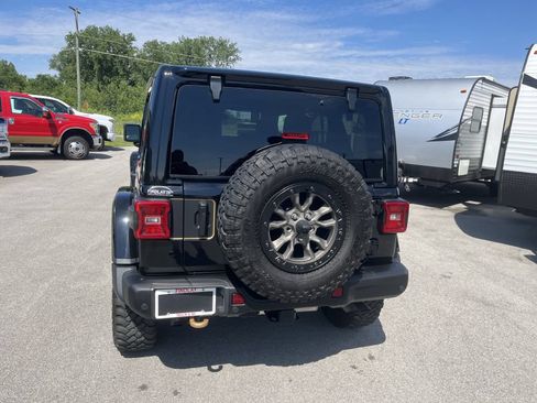 Used 2023 Jeep Wrangler Unlimited Rubicon 392 w/ Trailer Tow Package AWD/4WD image 12