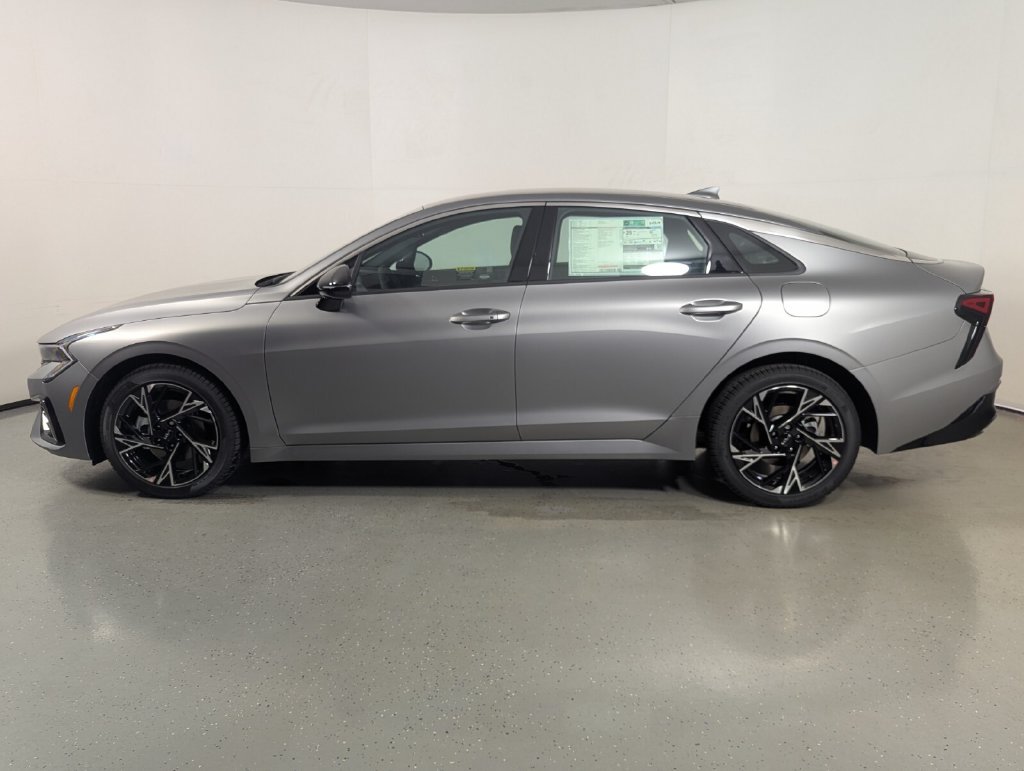 New 2026 Kia K5 GT-Line w/ GT-Line Red Interior Package FWD image 4