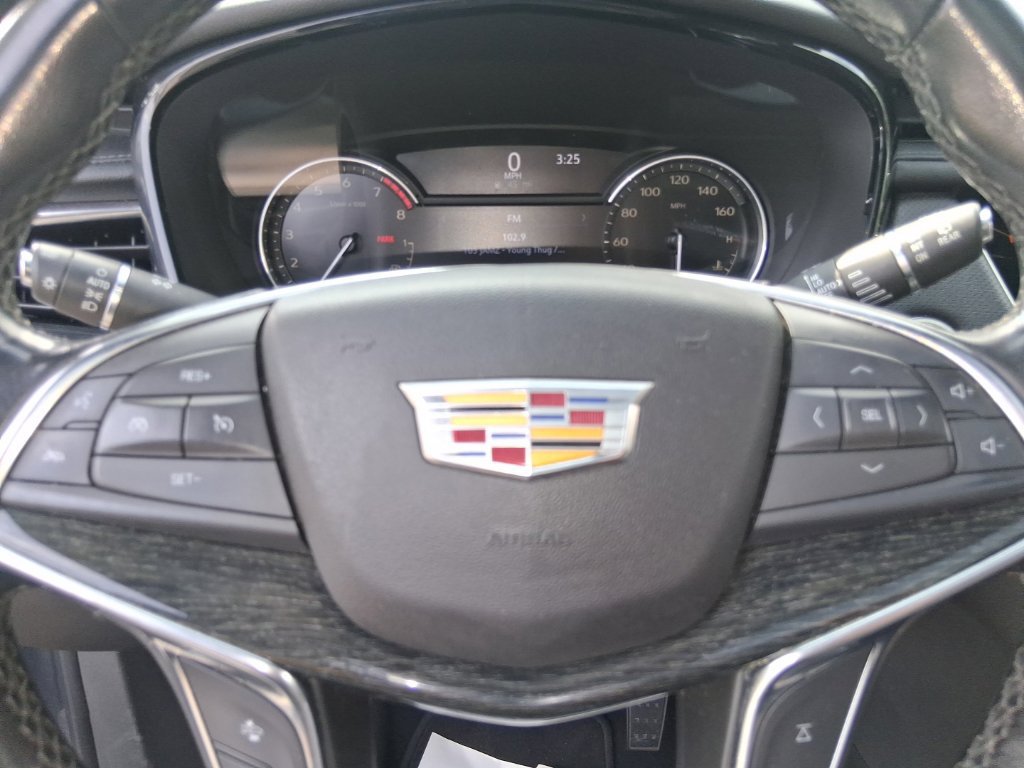 Used 2021 Cadillac XT5 Premium Luxury AWD/4WD image 13