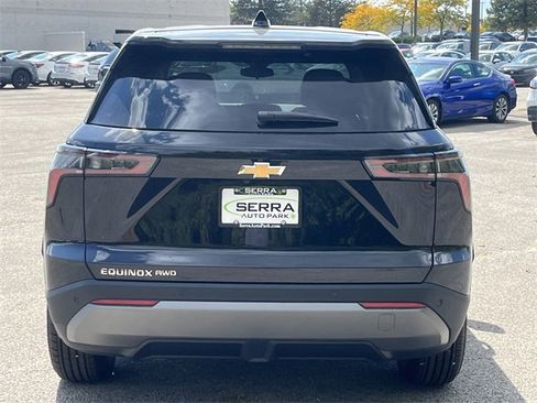 New 2026 Chevrolet Equinox LT image 6