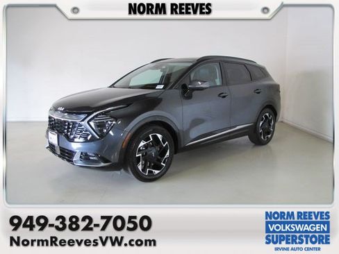 Used 2024 Kia Sportage SX FWD image 1