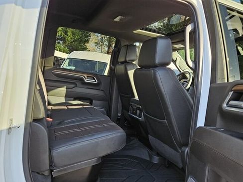 Used 2024 Chevrolet Silverado 2500 High Country w/ High Country Premium Package image 16