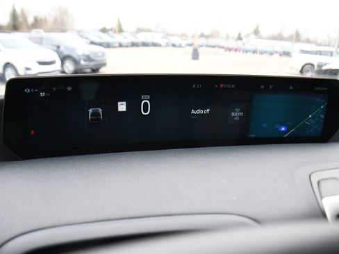 Used 2025 Ford Expedition Active image 28