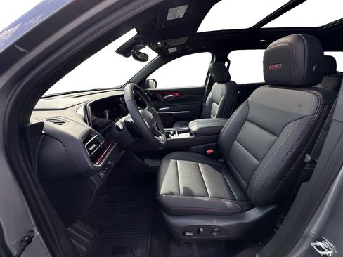 New 2026 Chevrolet Traverse Z71 image 9