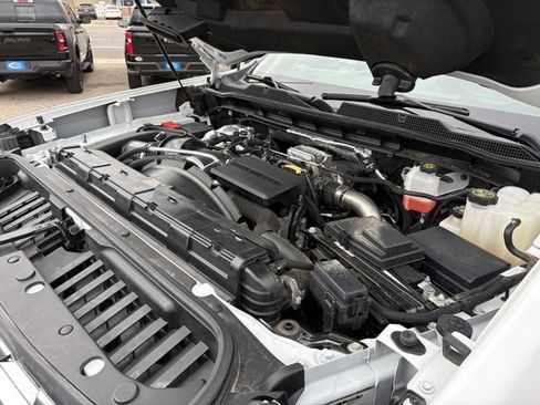 Used 2022 Chevrolet Silverado 3500 LTZ w/ LTZ Plus Package image 11