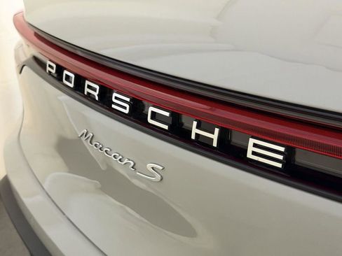 New 2026 Porsche Macan S AWD/4WD image 25