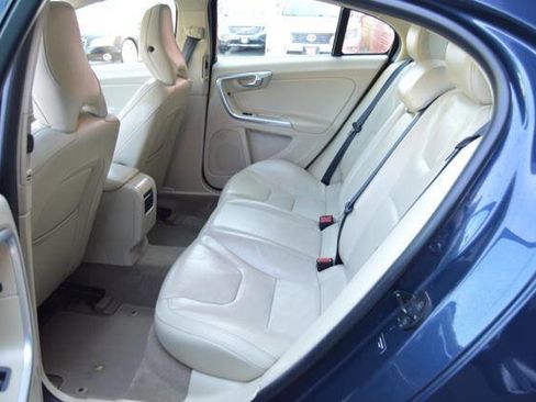 Used 2013 Volvo S60 T5 image 38