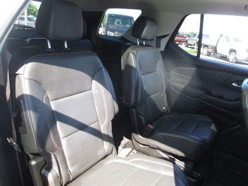 Used 2020 Chevrolet Traverse Premier w/ Redline Edition FWD image 25