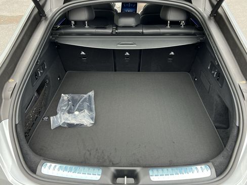 Used 2026 Mercedes-Benz GLC 300 4MATIC image 30