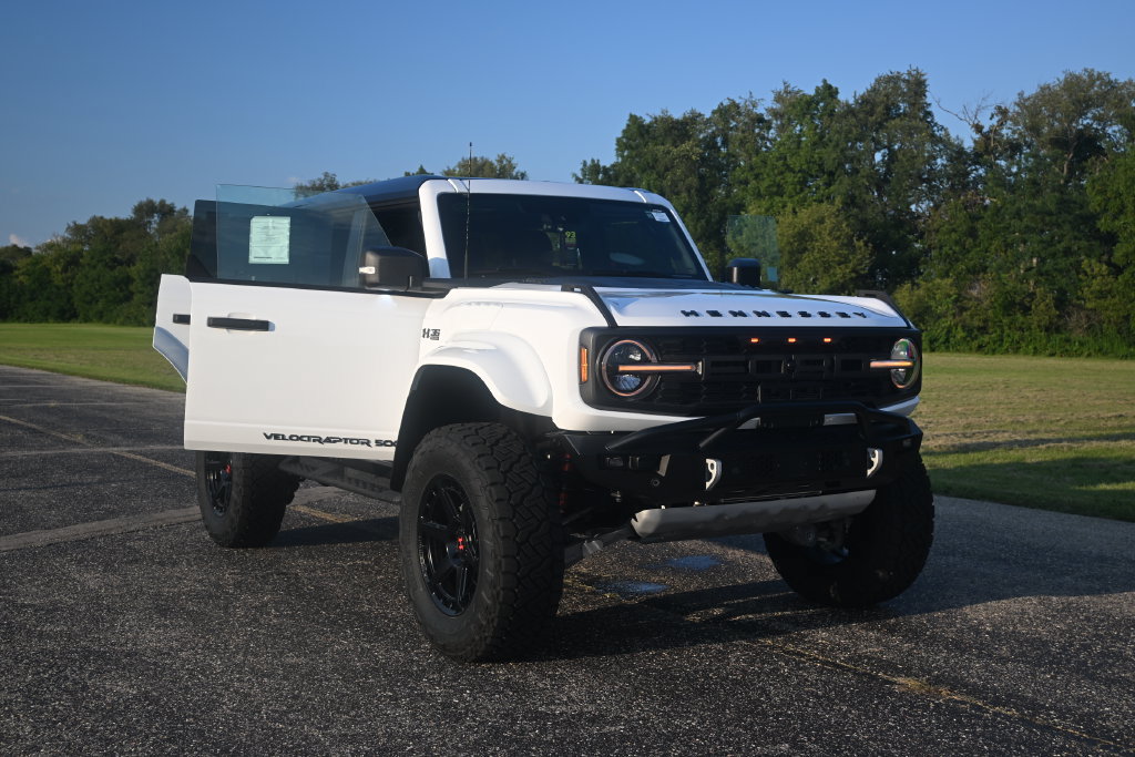 New 2026 Ford Bronco Raptor w/ Interior Carbon Fiber Pack AWD/4WD image 12