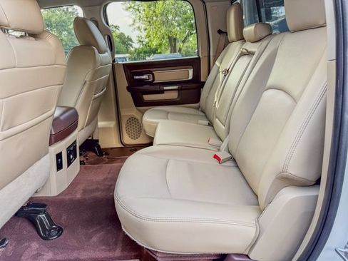 Used 2015 RAM 1500 Laramie w/ Convenience Group AWD/4WD image 20